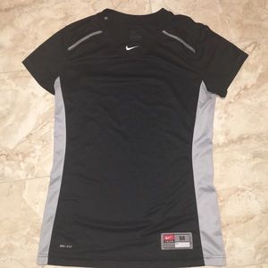Black nike workout shirt